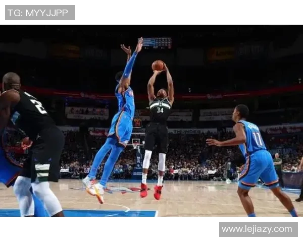29日NBA雷霆对阵雄鹿精彩直播全程回顾与赛后分析